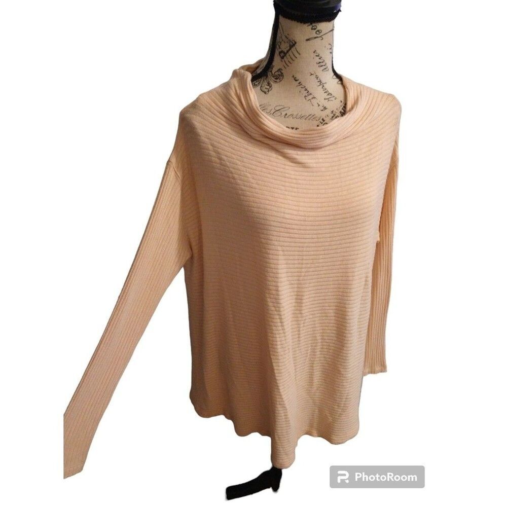 Free people  Cowl Neck  small light peach small top Boho